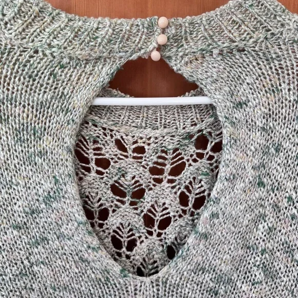 Sezane Sweater - Picture 5 of 9